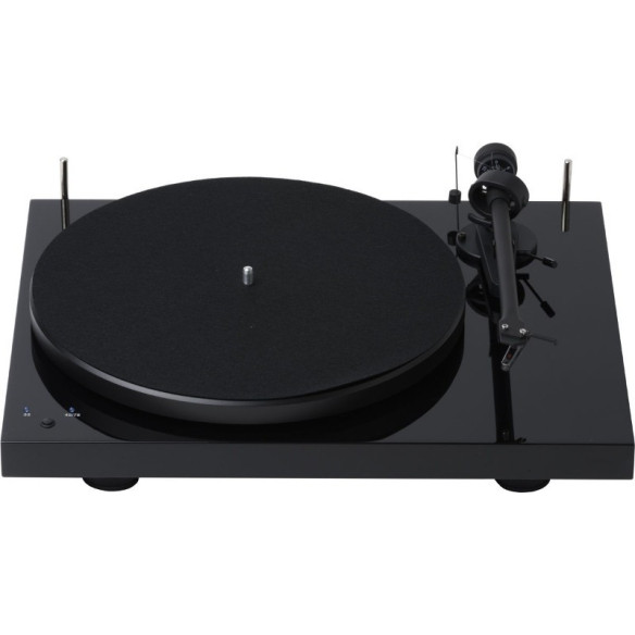 Pro-Ject Debut III Record Master - Platine Vinyle - Laqué Noir, Palissandre ou Walnut