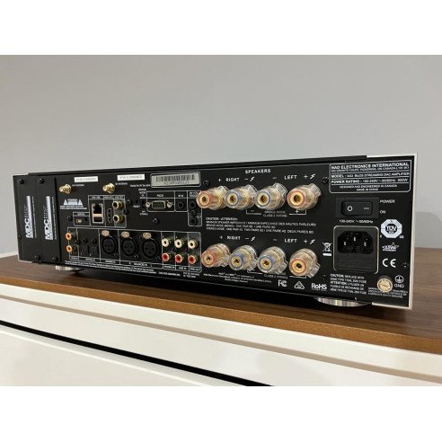NAD M33 - Ampli Stéréo connecté 2x200W avec grand écran tactile
