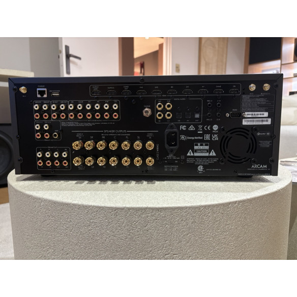 Arcam AVR31 - Ampli Home Cinéma HDMI 2.1 4K / 8K Arcam AVR31 - Ampli Home Cinéma HDMI 2.1 4K / 8K