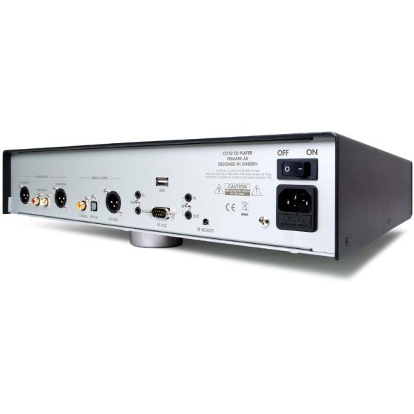 Primare CD32 - Platine CD - Noir ou Titane - EISA 2011-2012