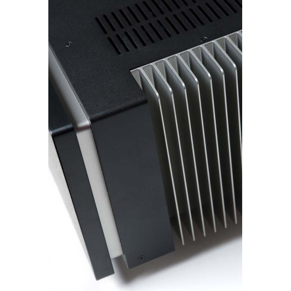 Primare A32 - Bloc Stéréo - Noir ou Titane